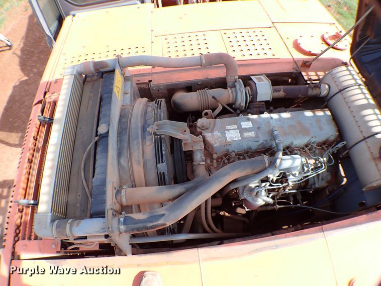 image for item MF9353 2005 Hitachi ZX330LC  excavator