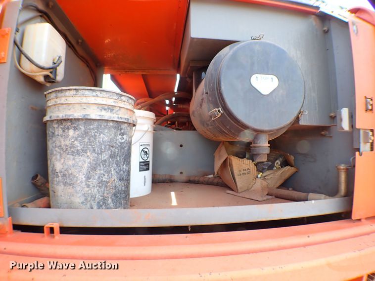 image for item MF9353 2005 Hitachi ZX330LC  excavator