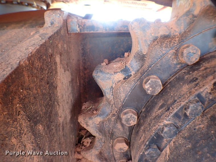 image for item MF9353 2005 Hitachi ZX330LC  excavator