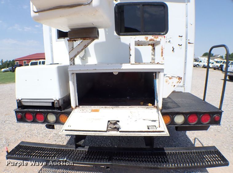 image for item MF9450 2008 Chevrolet C4500  fiber optic splicing truck