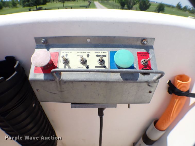 image for item MF9450 2008 Chevrolet C4500  fiber optic splicing truck