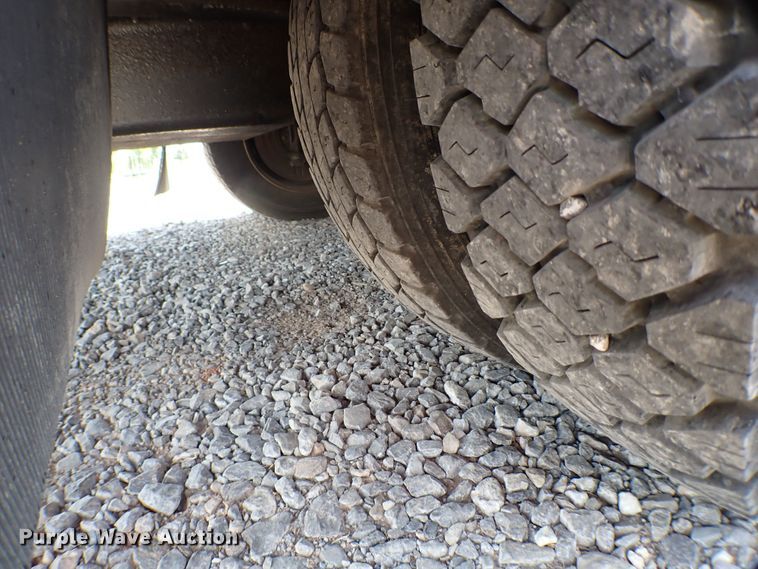 image for item MF9450 2008 Chevrolet C4500  fiber optic splicing truck