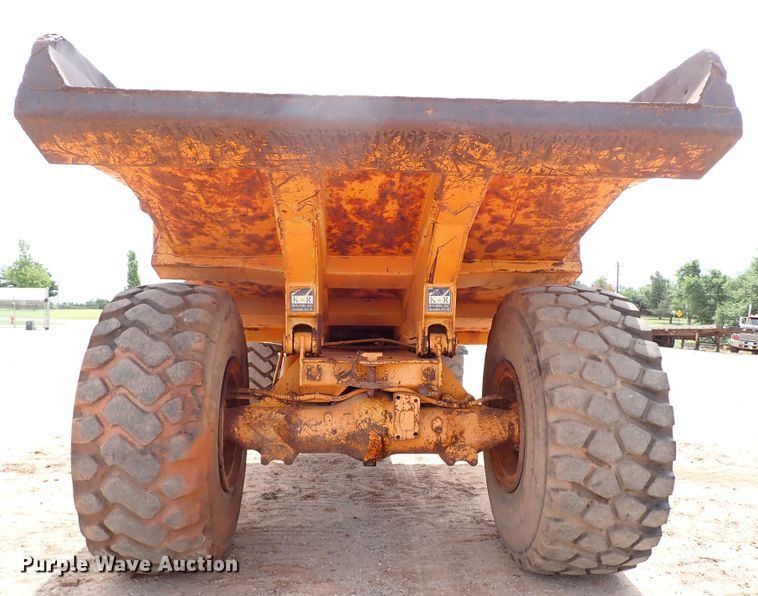 image for item MF9500 1987 Caterpillar D25C  haul truck