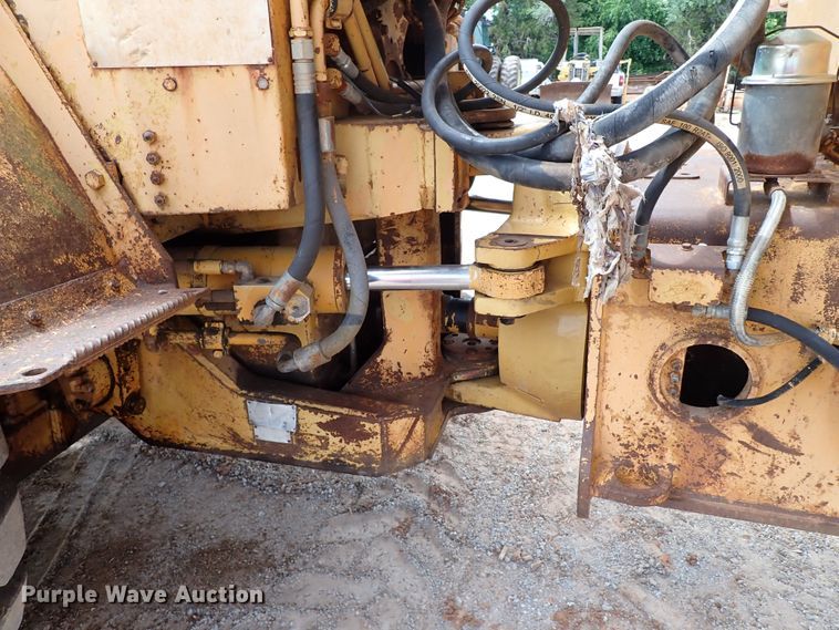 image for item MF9500 1987 Caterpillar D25C  haul truck