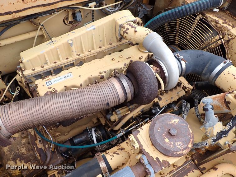 image for item MF9500 1987 Caterpillar D25C  haul truck