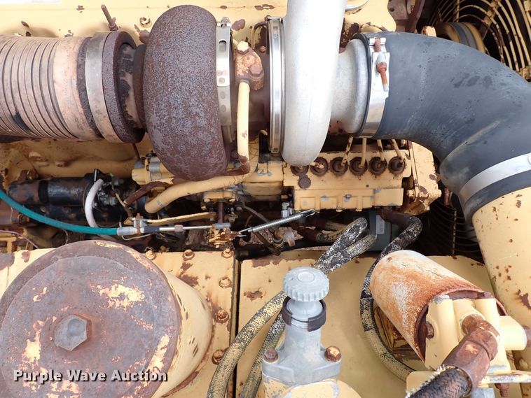 image for item MF9500 1987 Caterpillar D25C  haul truck