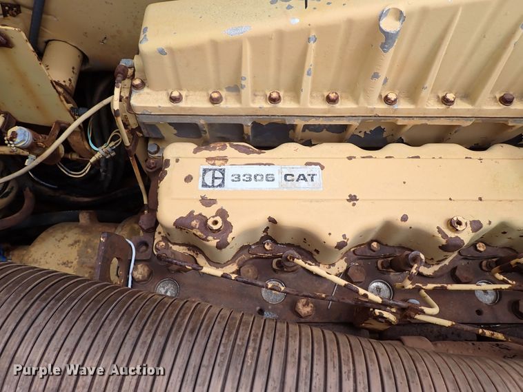 image for item MF9500 1987 Caterpillar D25C  haul truck