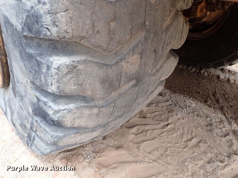 image for item MF9500 1987 Caterpillar D25C  haul truck