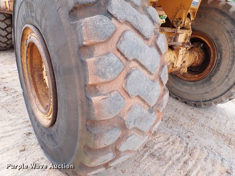 image for item MF9500 1987 Caterpillar D25C  haul truck