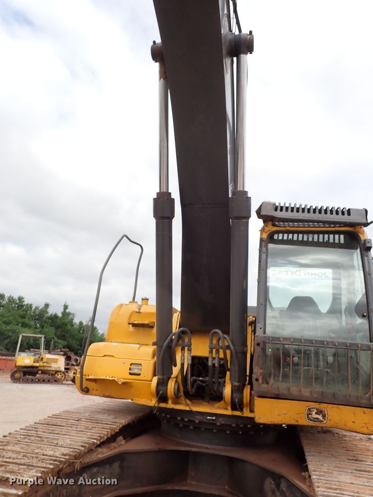 image for item MF9501 2008 John Deere 350D LC  excavator