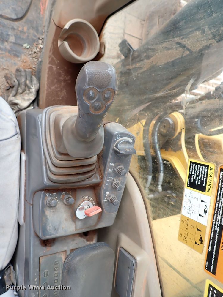 image for item MF9501 2008 John Deere 350D LC  excavator