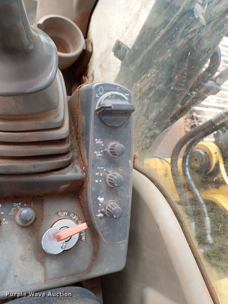 image for item MF9501 2008 John Deere 350D LC  excavator