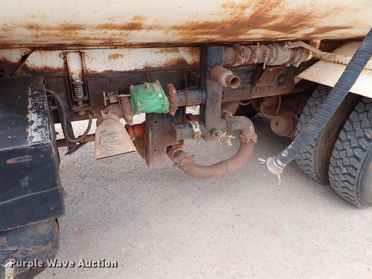 image for item MF9503 1982 International F2275  water truck