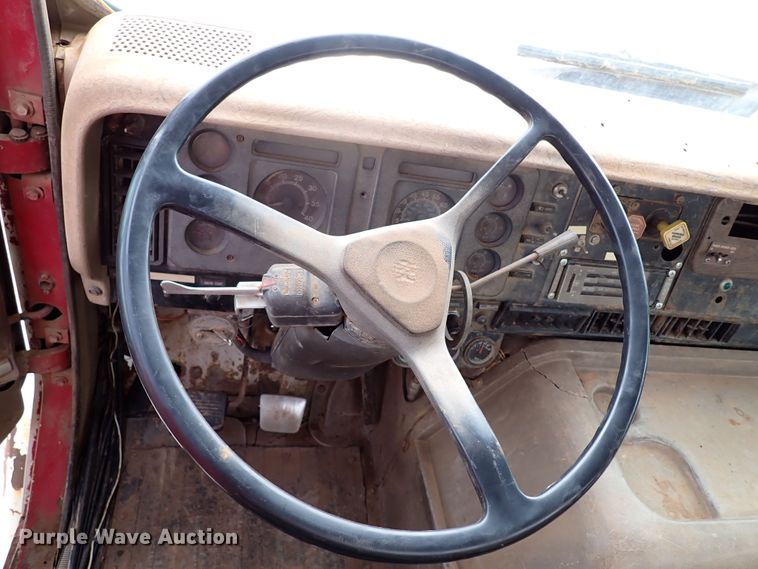 image for item MF9503 1982 International F2275  water truck