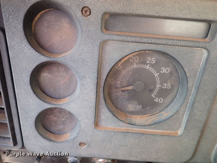 image for item MF9503 1982 International F2275  water truck