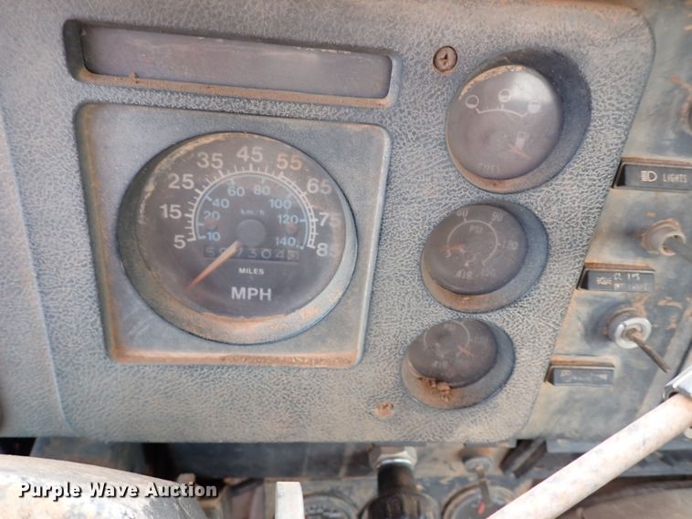 image for item MF9503 1982 International F2275  water truck