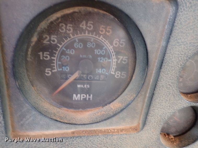 image for item MF9503 1982 International F2275  water truck