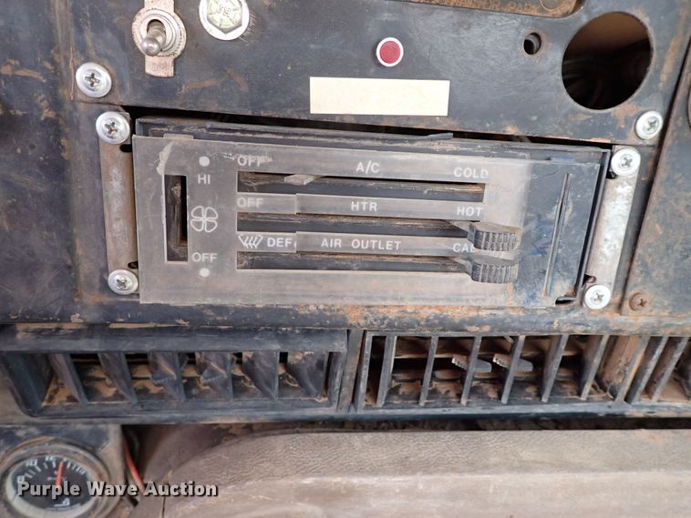 image for item MF9503 1982 International F2275  water truck