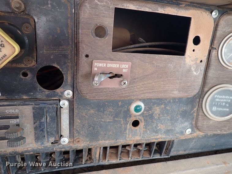 image for item MF9503 1982 International F2275  water truck