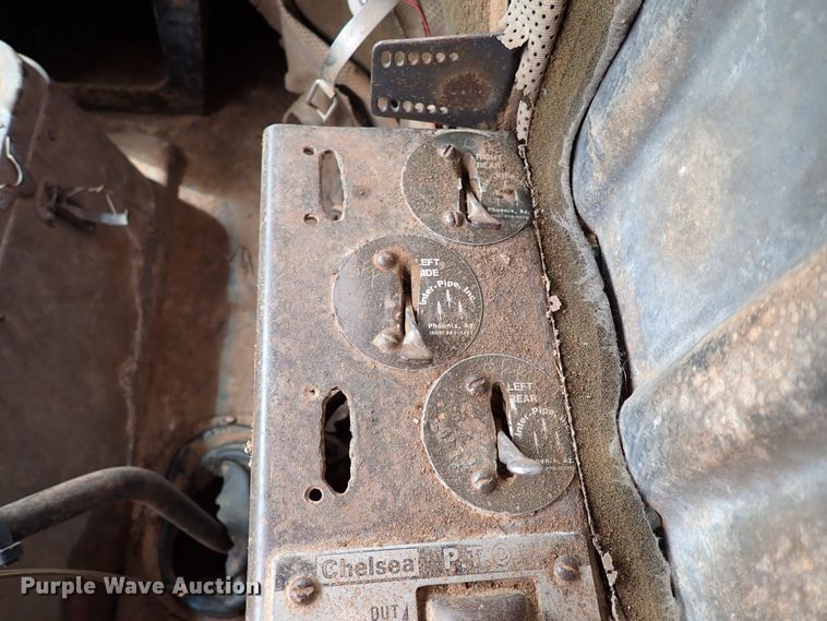 image for item MF9503 1982 International F2275  water truck