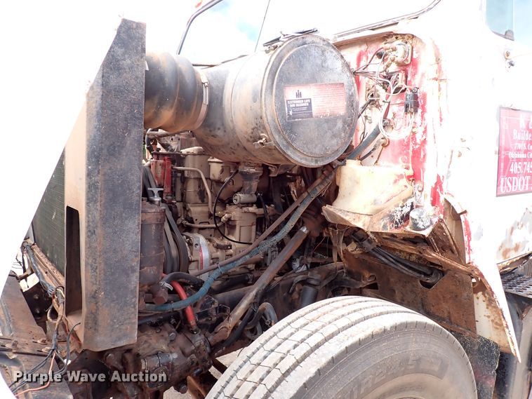 image for item MF9503 1982 International F2275  water truck