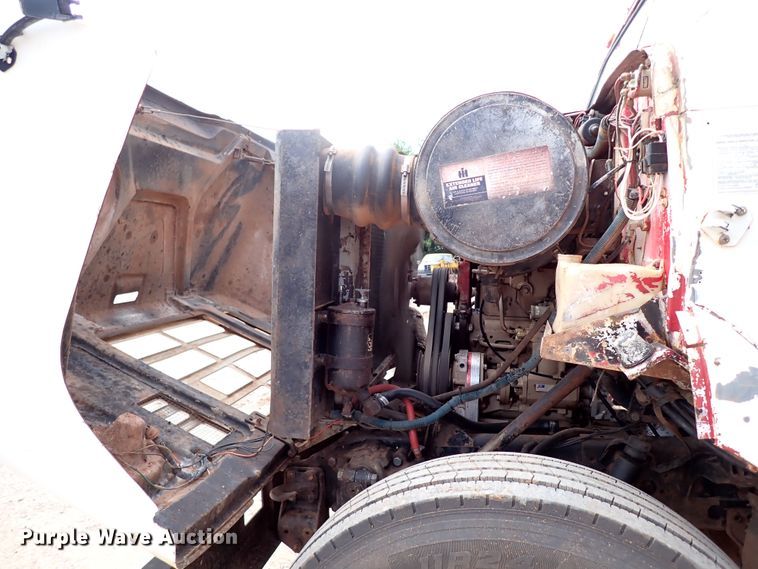 image for item MF9503 1982 International F2275  water truck