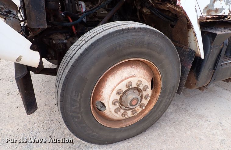 image for item MF9503 1982 International F2275  water truck