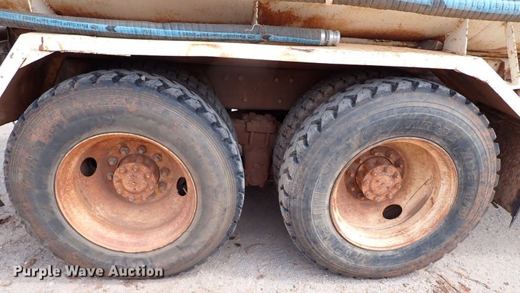 image for item MF9503 1982 International F2275  water truck