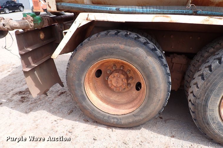 image for item MF9503 1982 International F2275  water truck