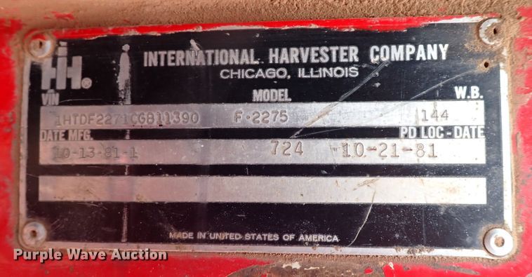 image for item MF9503 1982 International F2275  water truck