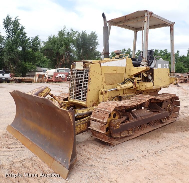 image for item MF9507 Komatsu D37E-5  dozer