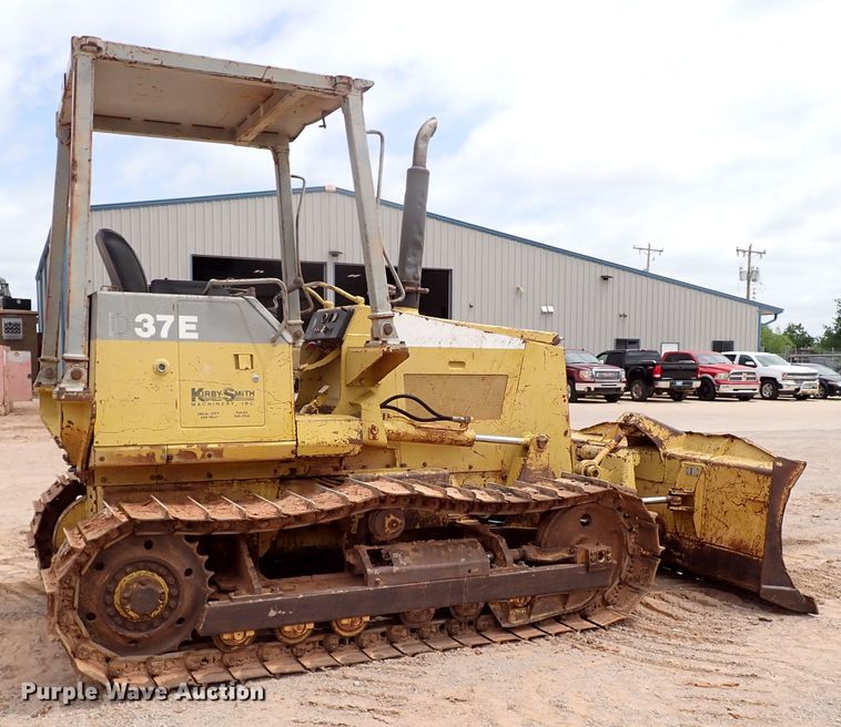 image for item MF9507 Komatsu D37E-5  dozer