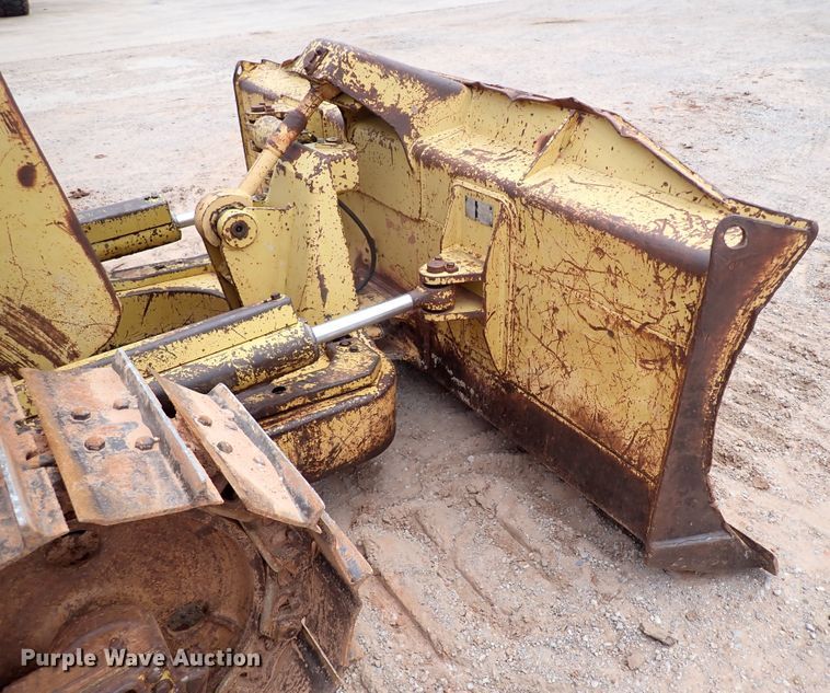 image for item MF9507 Komatsu D37E-5  dozer