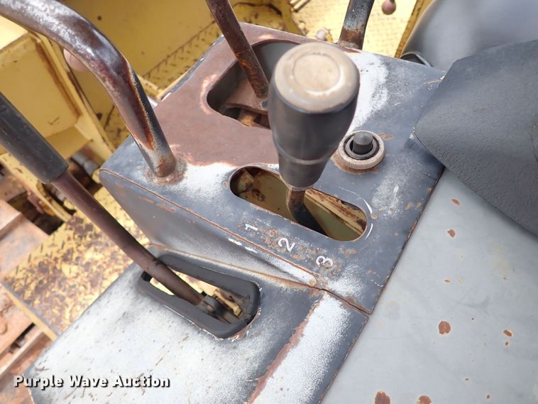 image for item MF9507 Komatsu D37E-5  dozer