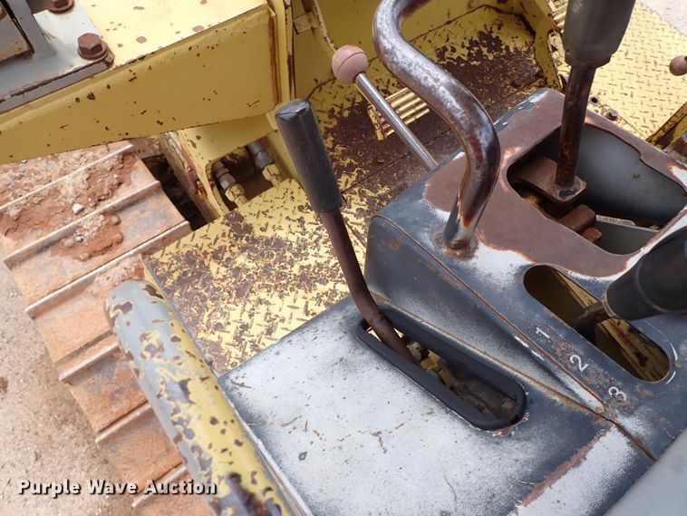 image for item MF9507 Komatsu D37E-5  dozer