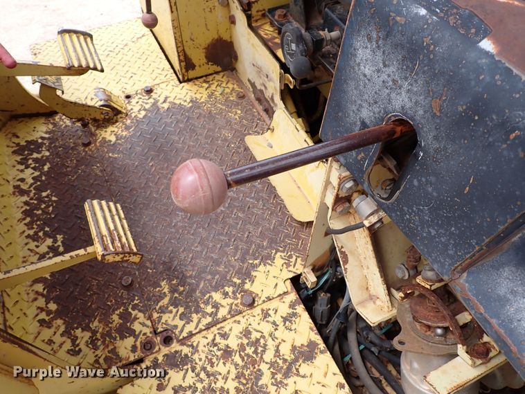 image for item MF9507 Komatsu D37E-5  dozer