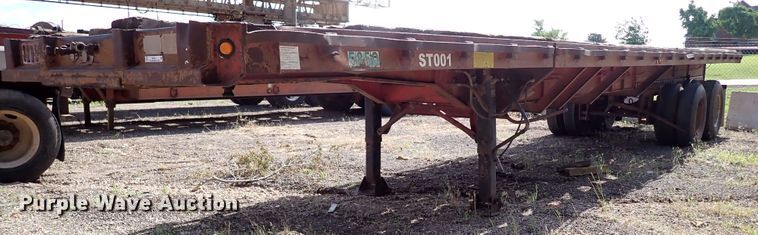 image for item MF9511 1979 Hobbs FBE-EP-40/65  flatbed trailer