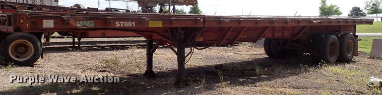 image for item MF9511 1979 Hobbs FBE-EP-40/65  flatbed trailer