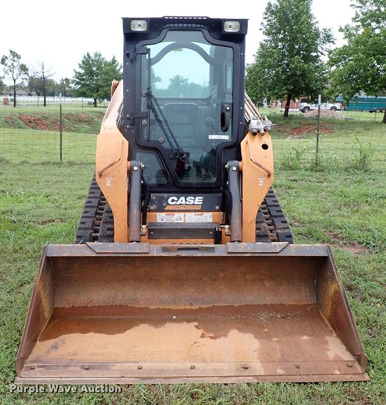 image for item MF9519 2017 Case TR270  tracked skid steer loader
