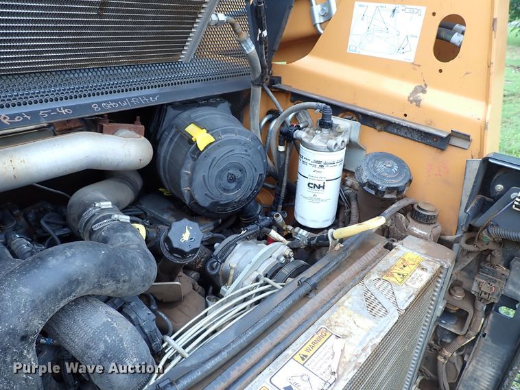 image for item MF9519 2017 Case TR270  tracked skid steer loader