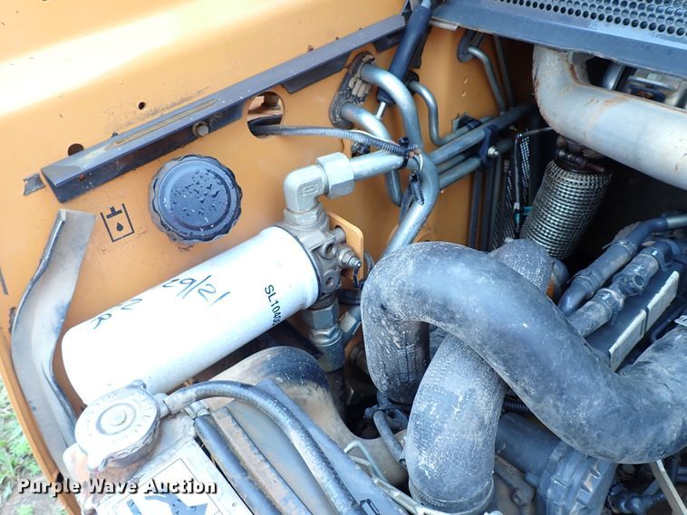 image for item MF9519 2017 Case TR270  tracked skid steer loader