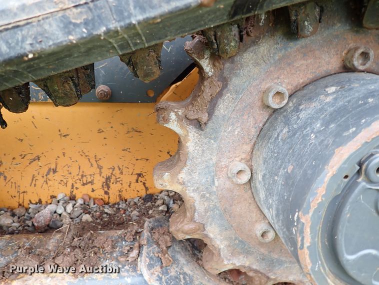 image for item MF9519 2017 Case TR270  tracked skid steer loader