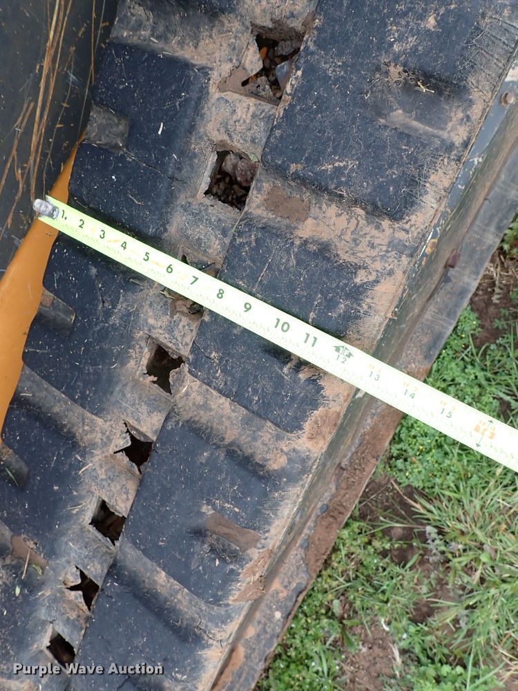 image for item MF9519 2017 Case TR270  tracked skid steer loader