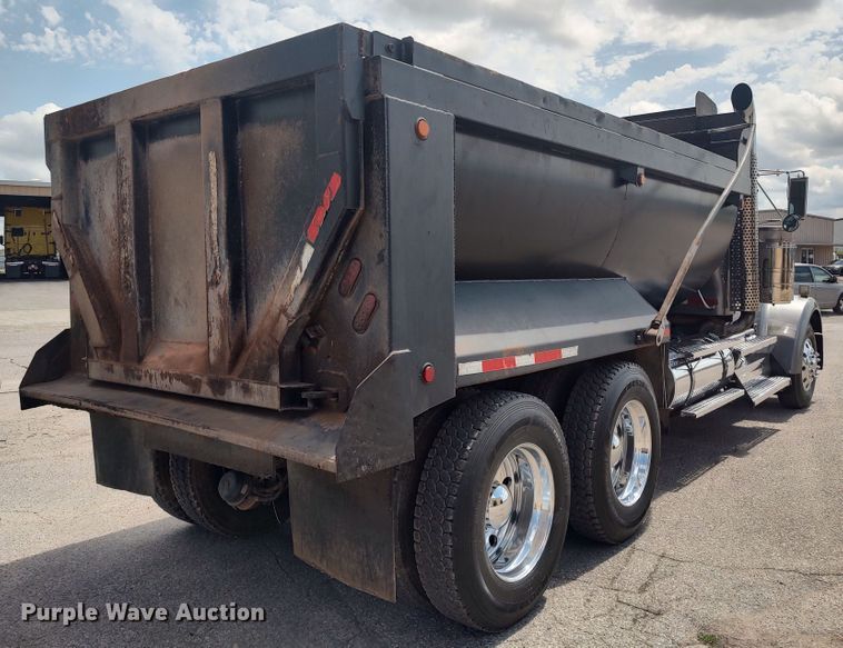 image for item MF9521 2008 Kenworth W900  dump truck