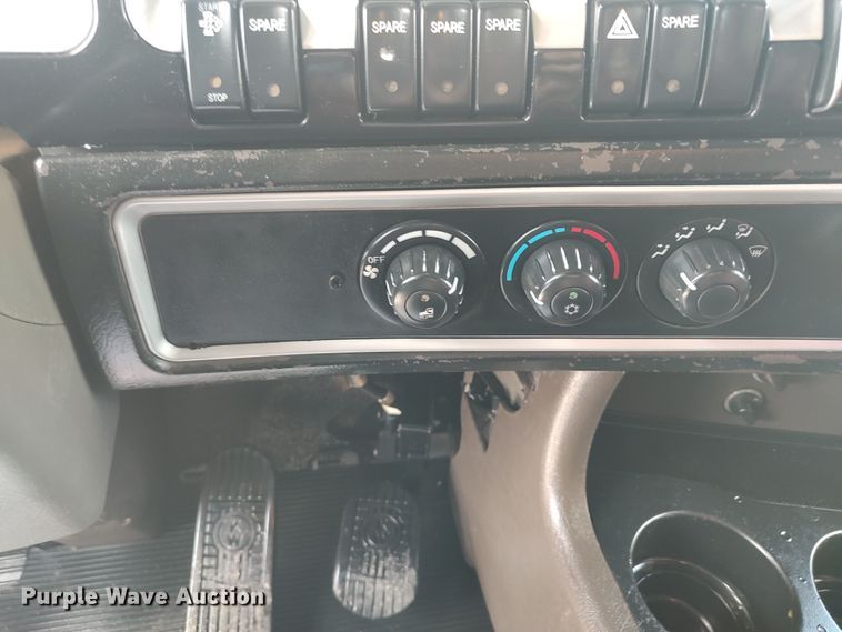 image for item MF9521 2008 Kenworth W900  dump truck