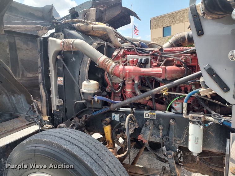 image for item MF9521 2008 Kenworth W900  dump truck