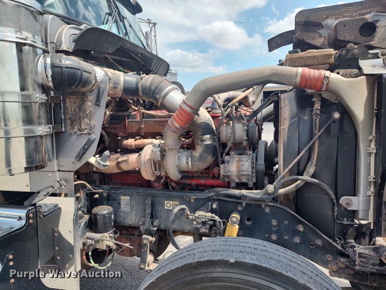 image for item MF9521 2008 Kenworth W900  dump truck