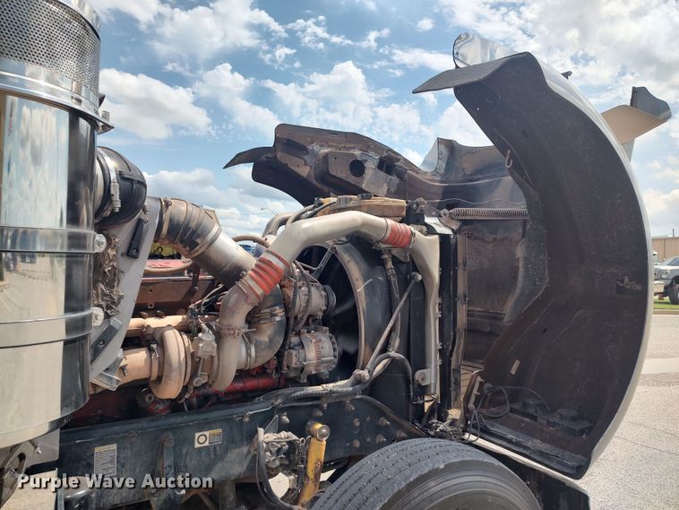 image for item MF9521 2008 Kenworth W900  dump truck