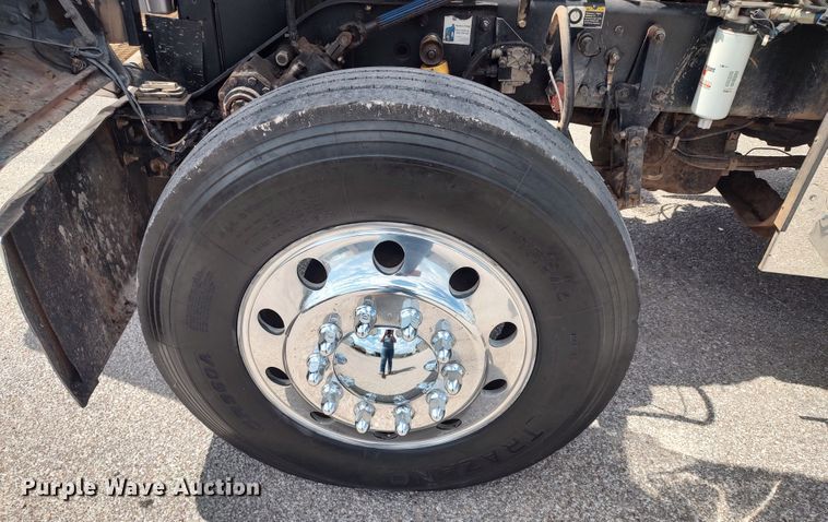 image for item MF9521 2008 Kenworth W900  dump truck