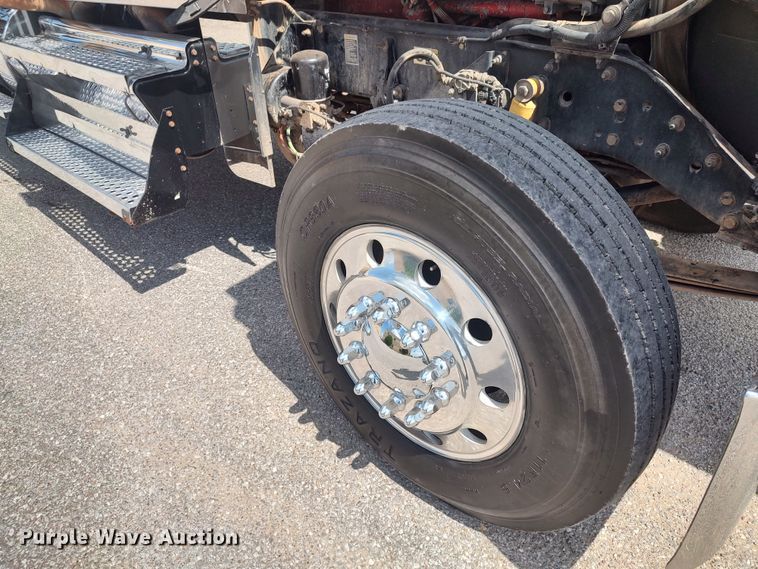 image for item MF9521 2008 Kenworth W900  dump truck